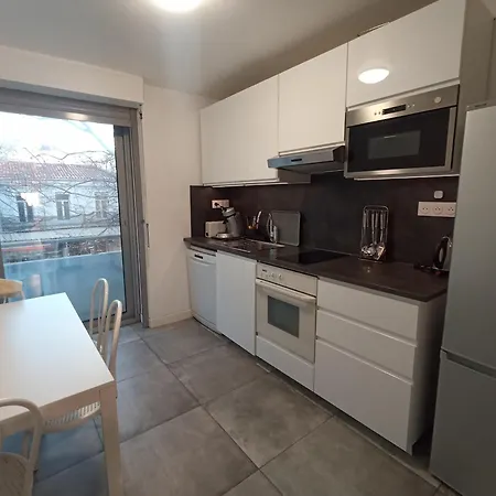 T2 Confortable A Avec Climatisation Et Wifi - Fr-1-338-598 Apartment